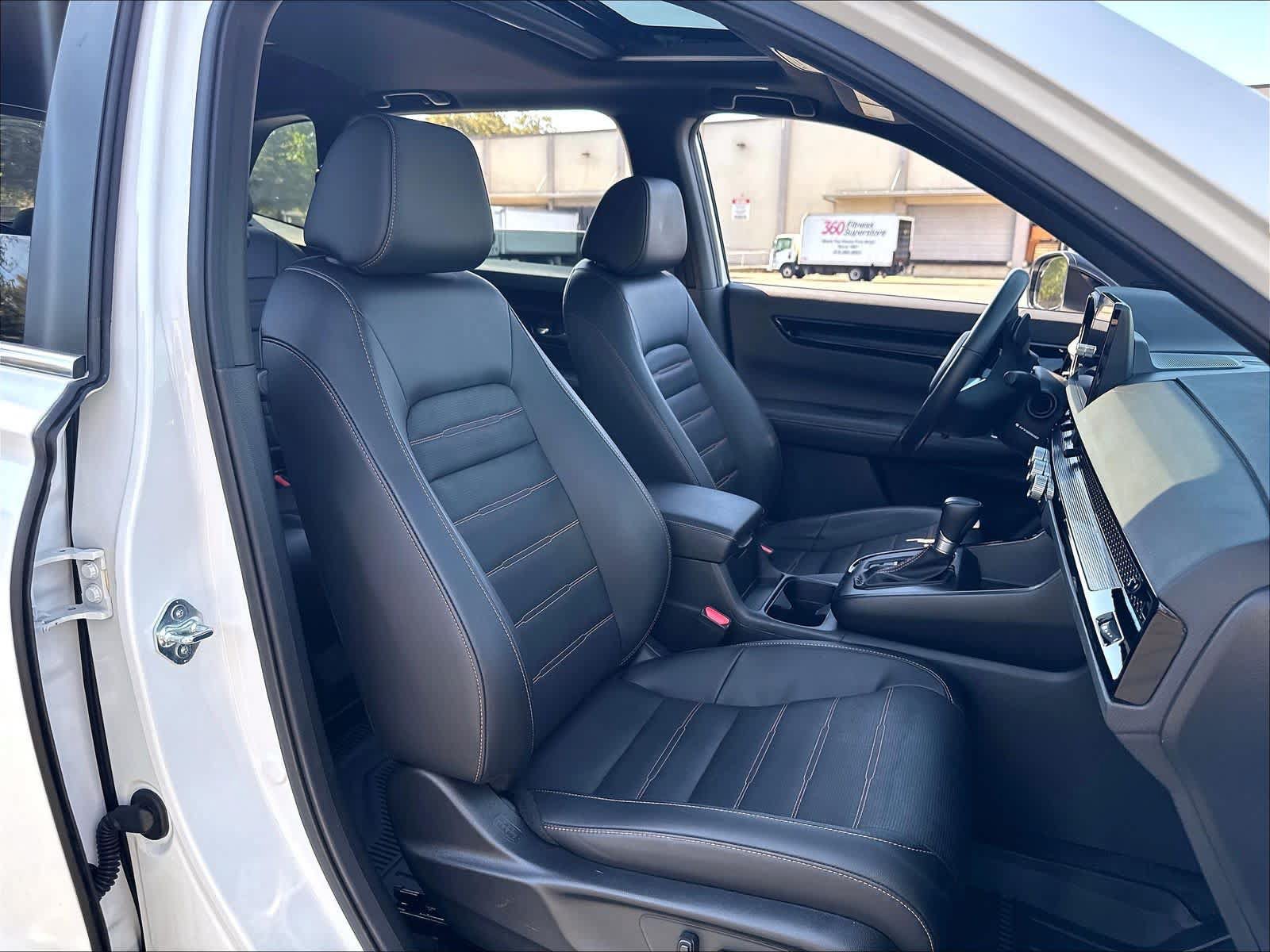 Used 2025 Honda CR-V Sport Touring image 11