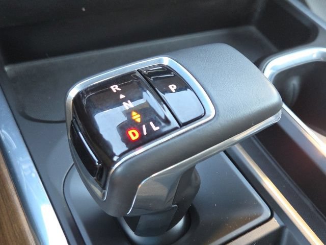 Used 2022 Chevrolet Silverado 1500 High Country w/ High Country Premium Package AWD/4WD image 41