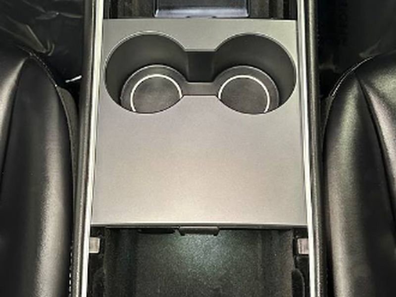 Used 2023 Tesla Model Y Performance image 31