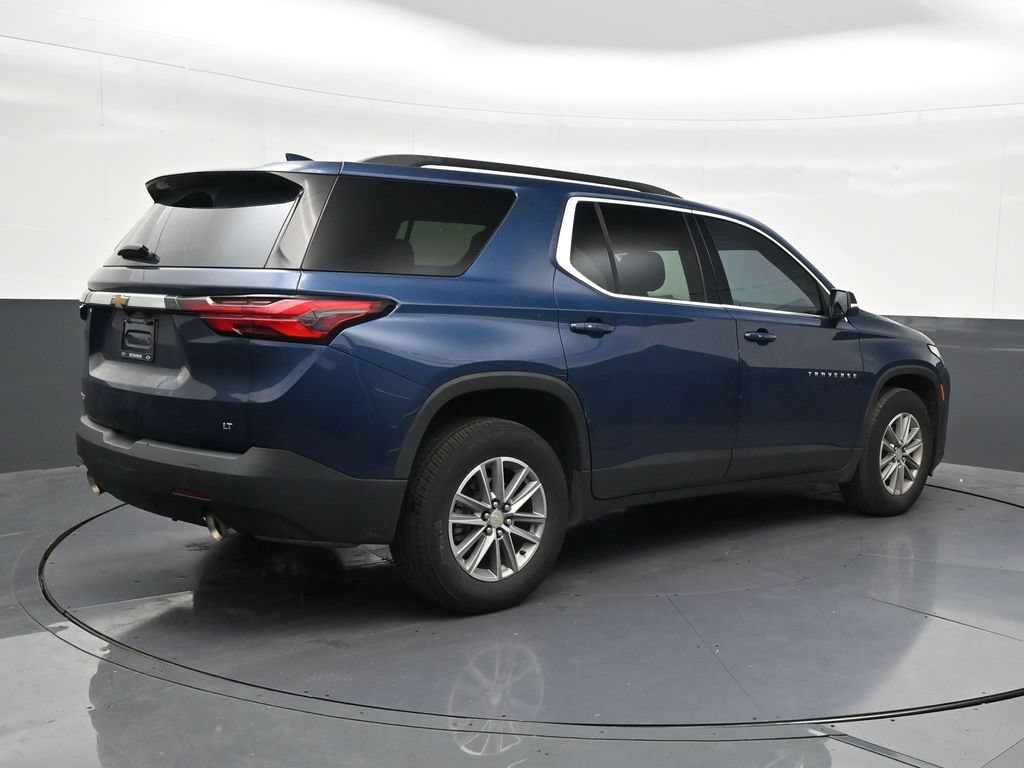 Used 2023 Chevrolet Traverse LT FWD image 5