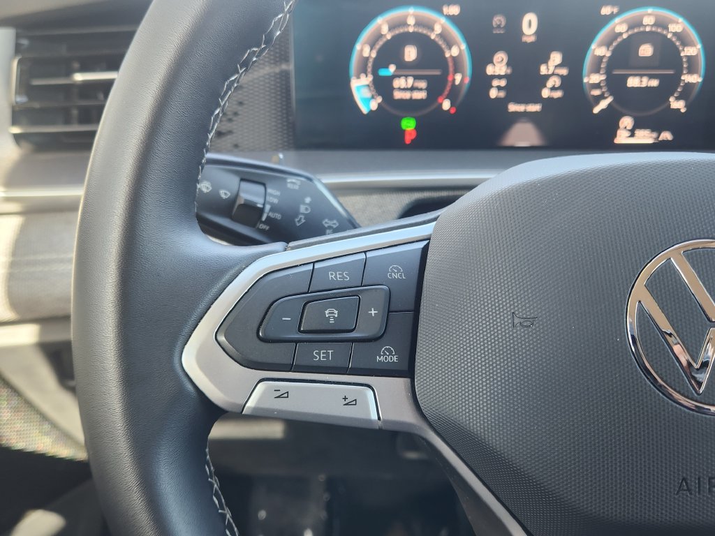 New 2026 Volkswagen Tiguan S AWD/4WD image 16