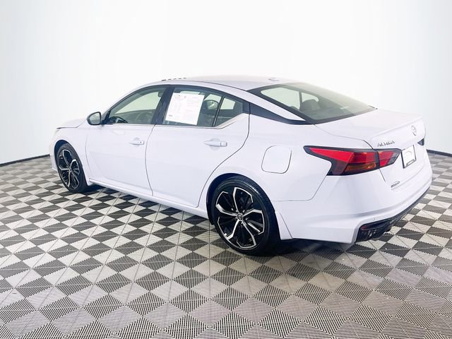 Used 2024 Nissan Altima 2.5 SR w/ SR Premium Package FWD image 6