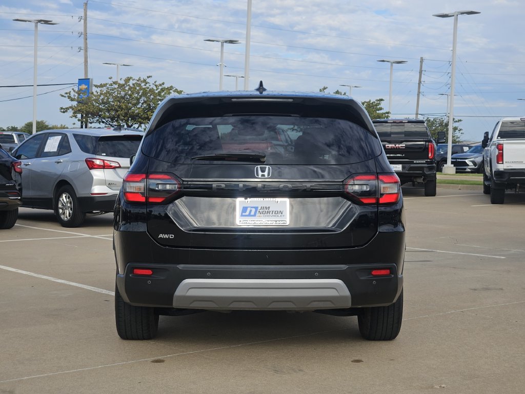 Used 2023 Honda Pilot EX-L image 6