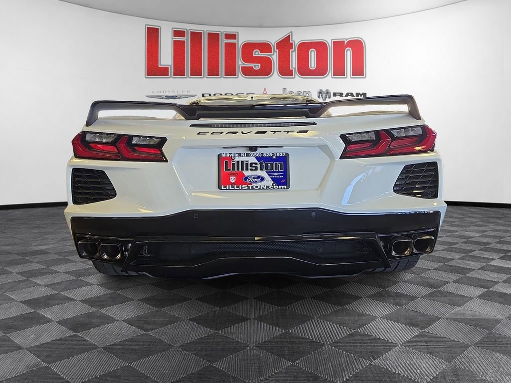 Used 2022 Chevrolet Corvette Stingray Preferred Cpe w/ Z51 Performance Package image 5