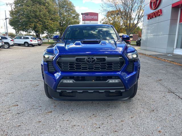 Certified 2025 Toyota Tacoma TRD Sport AWD/4WD image 8