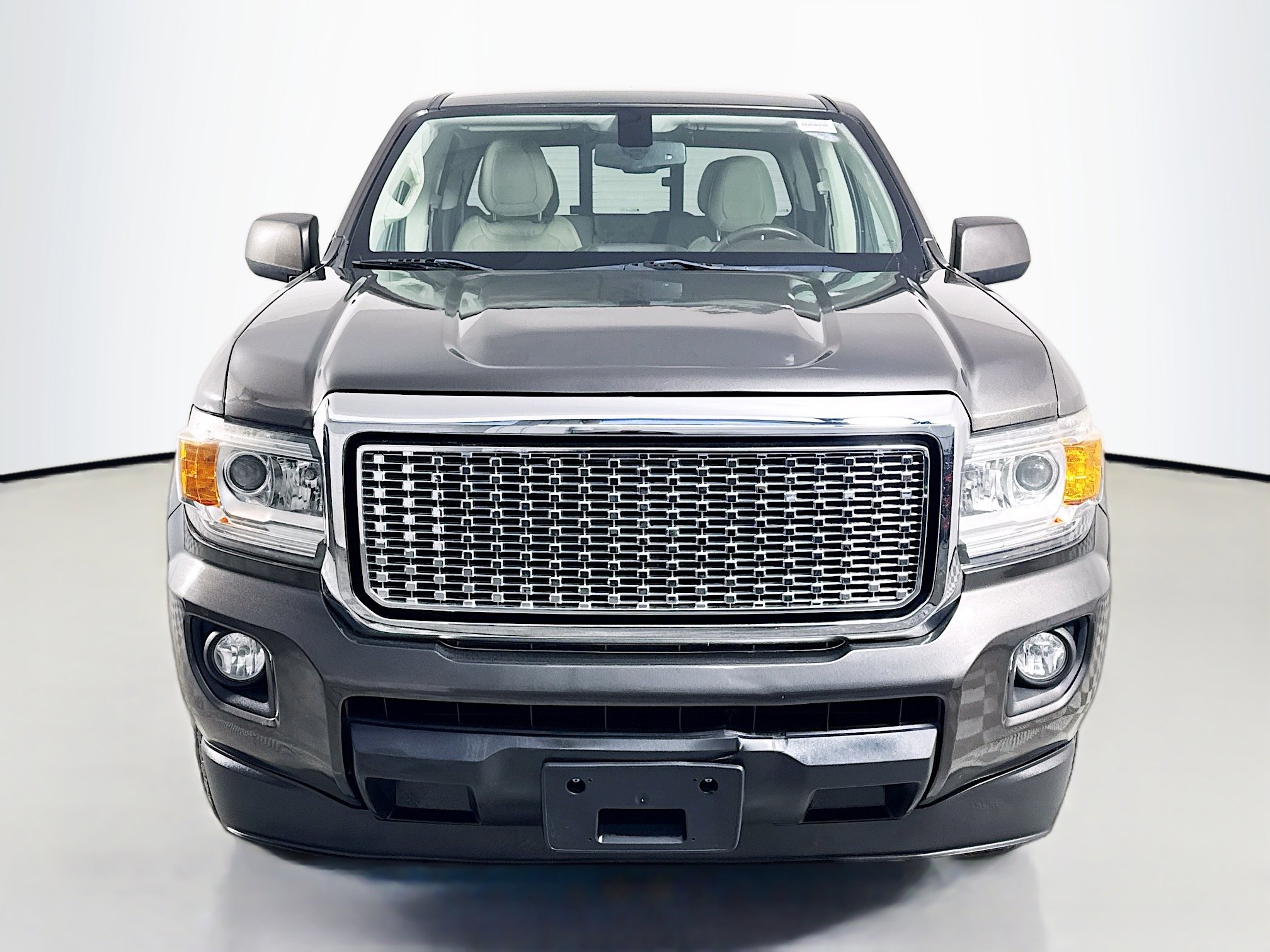 Used 2020 GMC Canyon SLE w/ SLE Convenience Package image 2