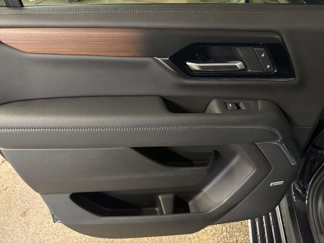 New 2026 GMC Yukon XL Denali w/ Sun & Power Step Package image 21