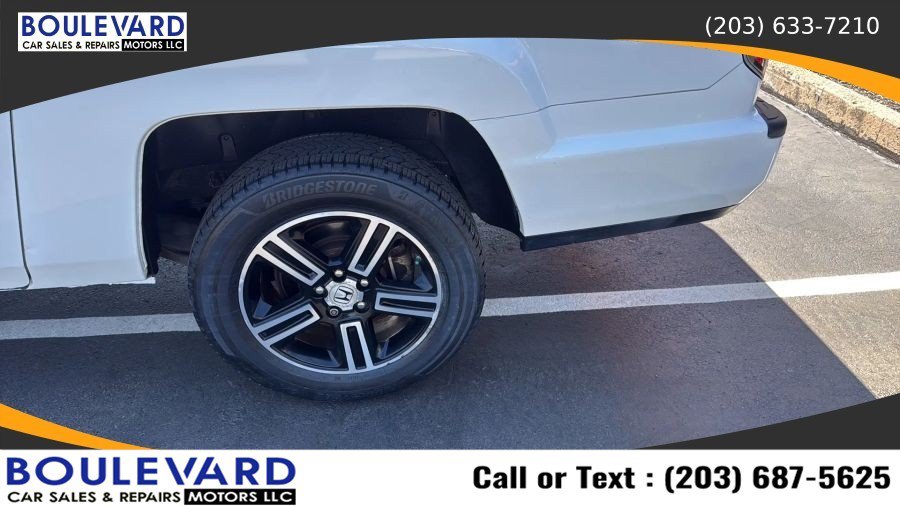 Used 2014 Honda Ridgeline Sport image 10