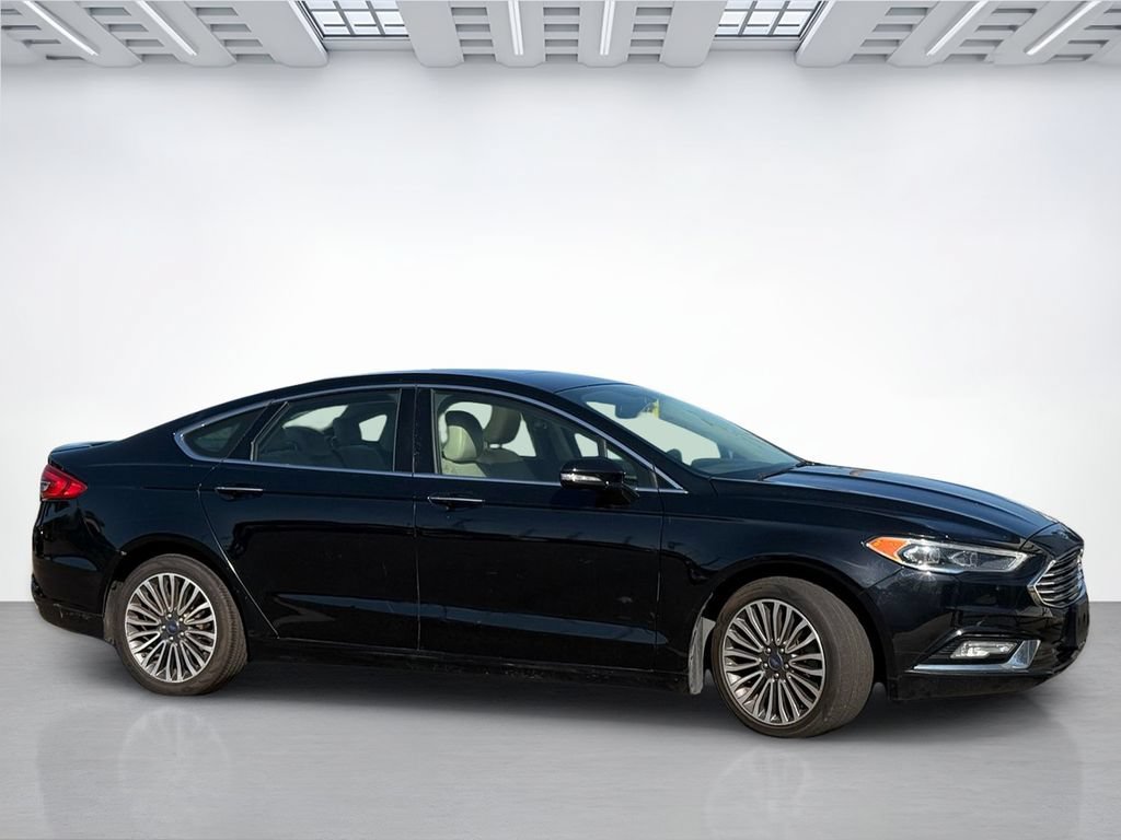 Used 2018 Ford Fusion Titanium AWD/4WD image 4