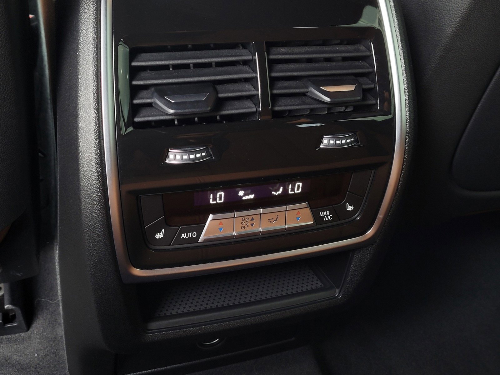 Used 2021 BMW X5 xDrive40i w/ Convenience Package image 12