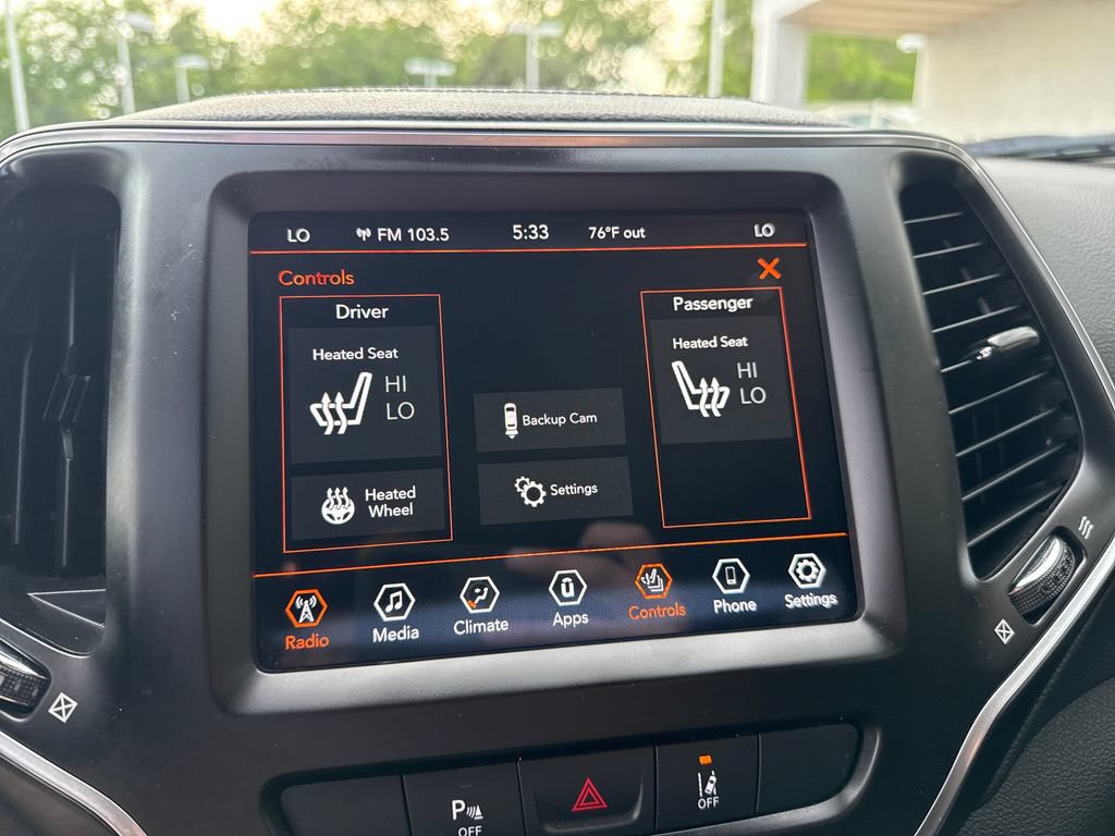 Used 2022 Jeep Cherokee Latitude Lux FWD image 19