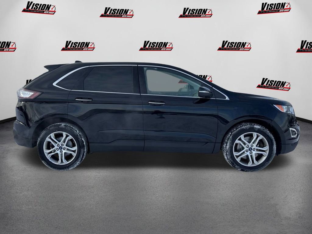 Used 2016 Ford Edge Titanium w/ Technology Package image 4