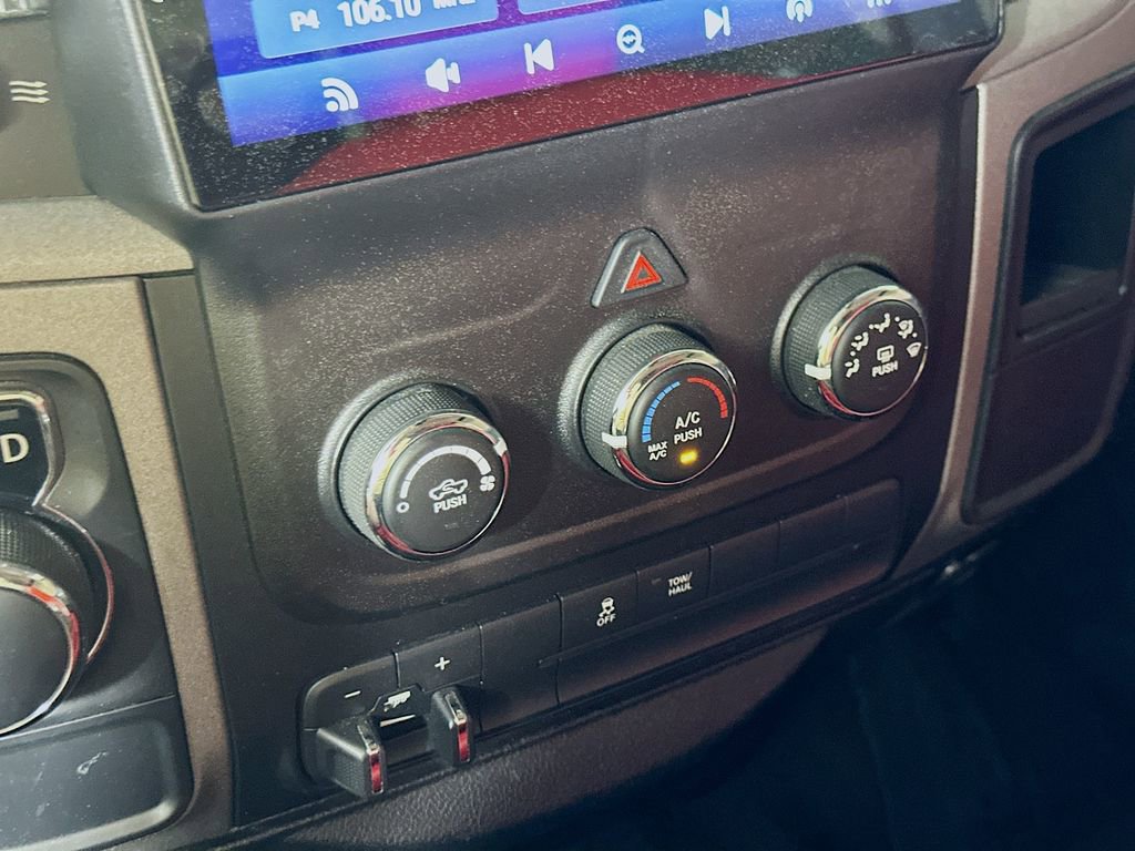 Used 2016 RAM 1500 Express RWD image 26