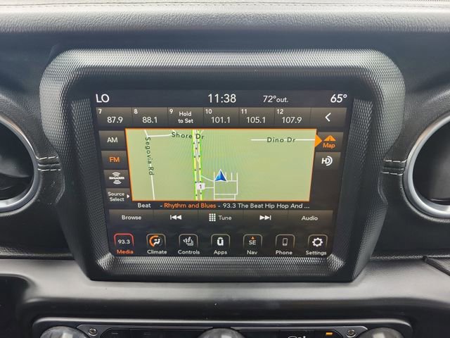 Used 2021 Jeep Wrangler Unlimited Sahara w/ Cold Weather Group image 27