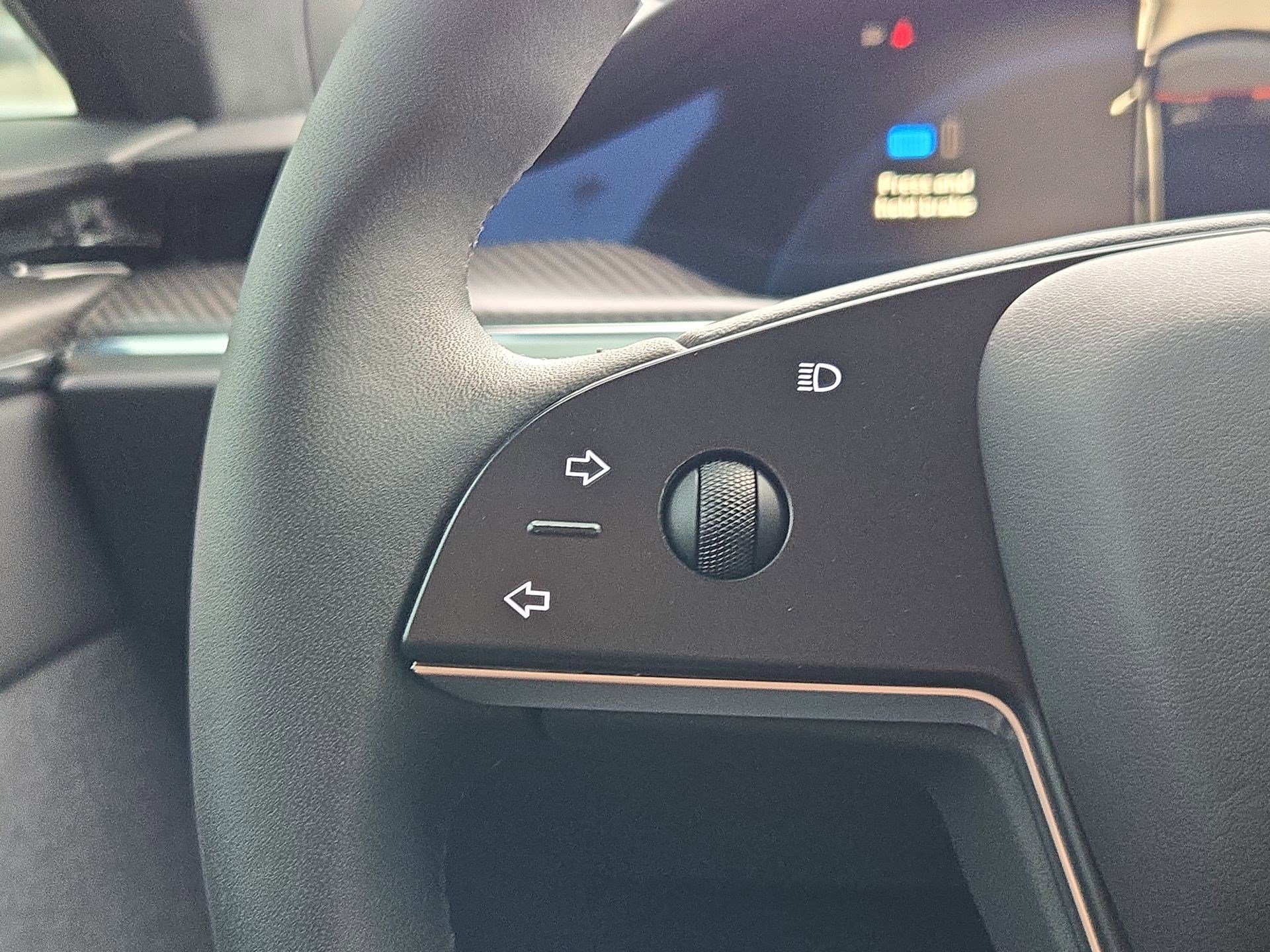 Used 2021 Tesla Model S Plaid image 18