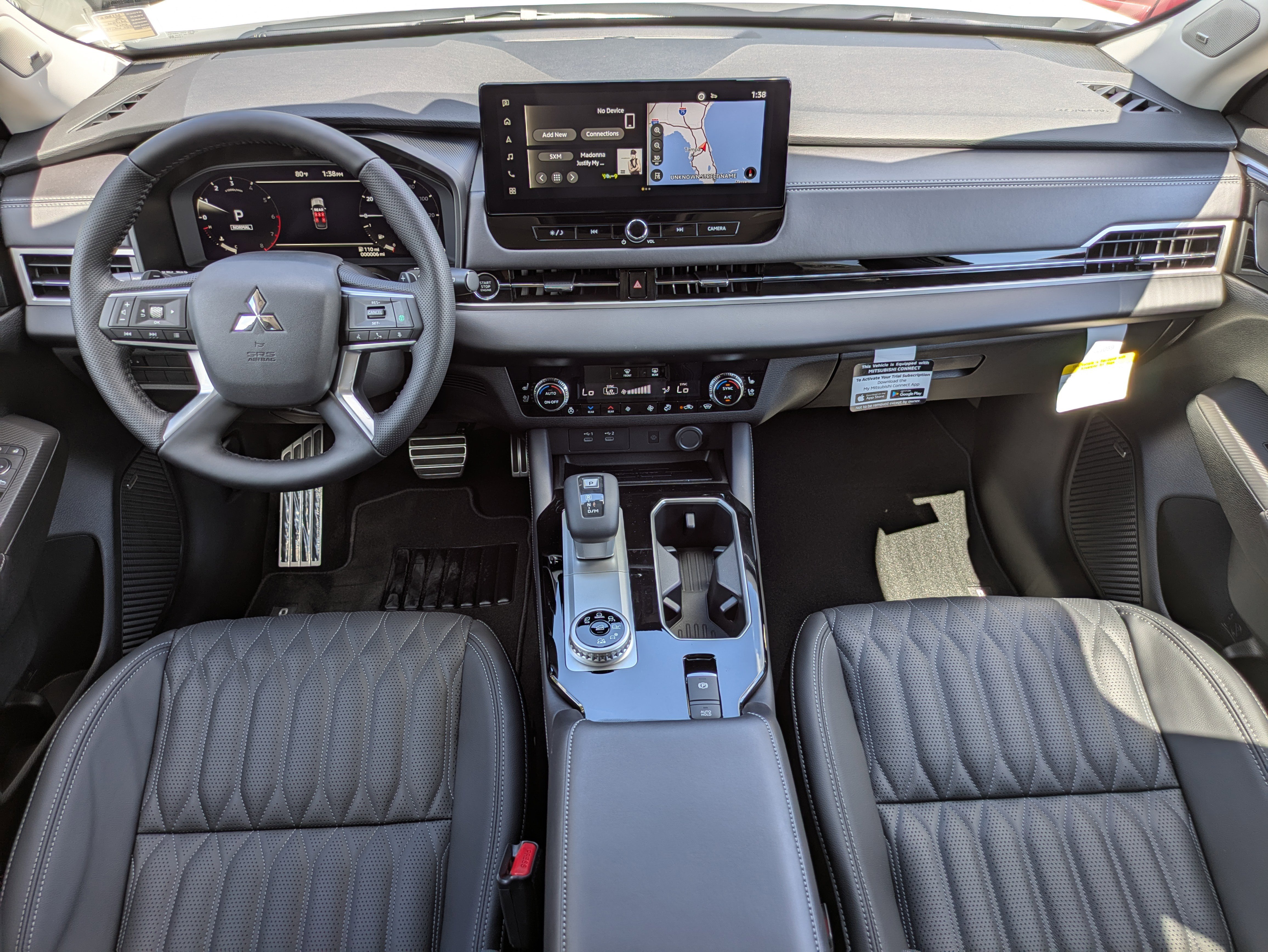 New 2025 Mitsubishi Outlander SEL image 14