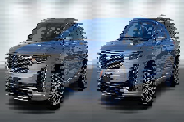 Used 2025 Cadillac XT6 Premium Luxury image 12
