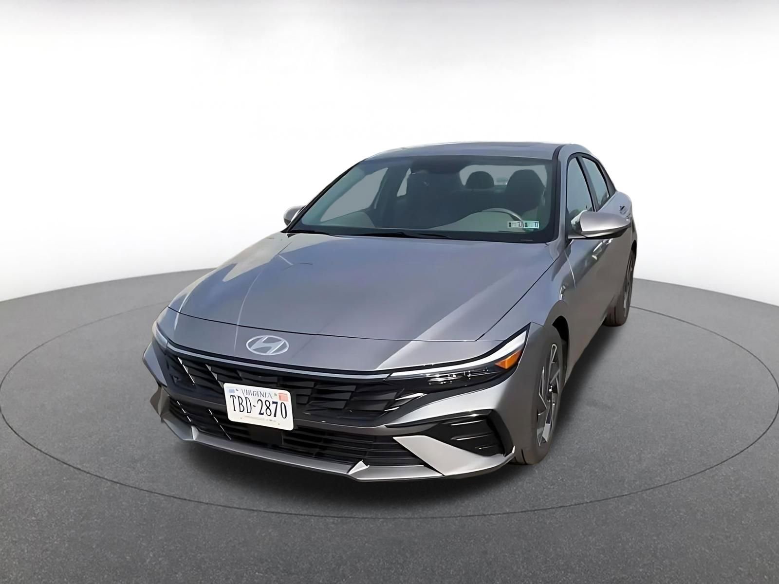 Used 2025 Hyundai Elantra SEL FWD image 7