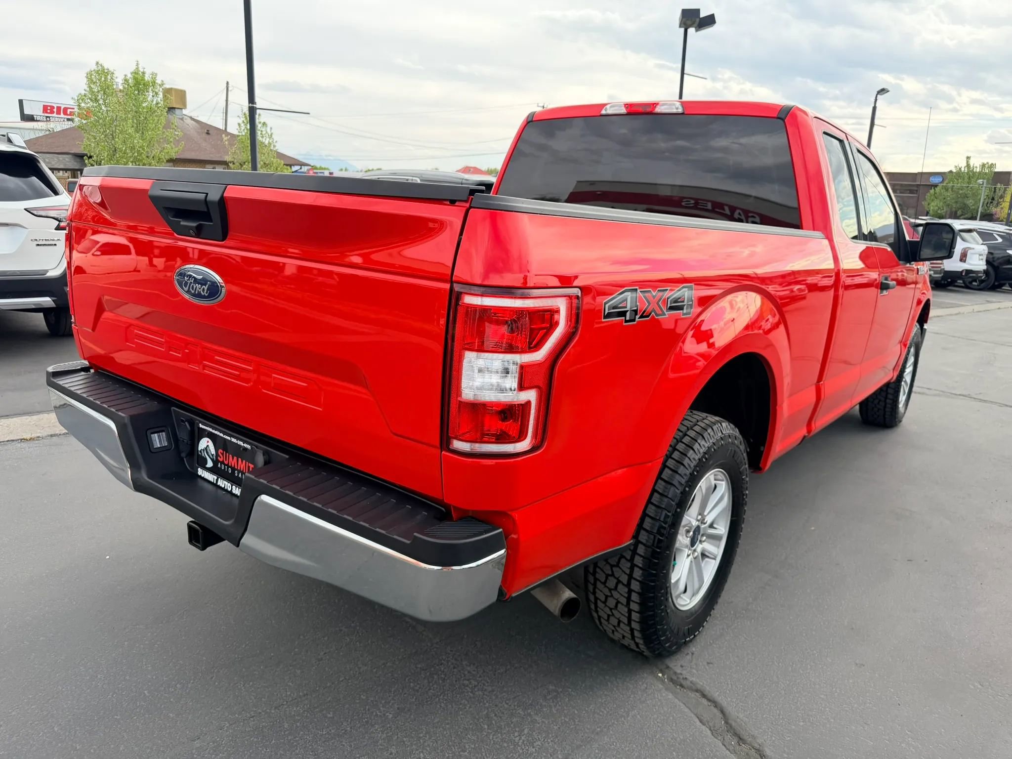 Used 2020 Ford F150 XLT image 4