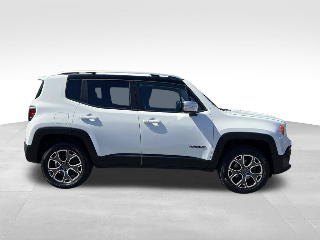 Used 2017 Jeep Renegade Limited AWD/4WD image 6