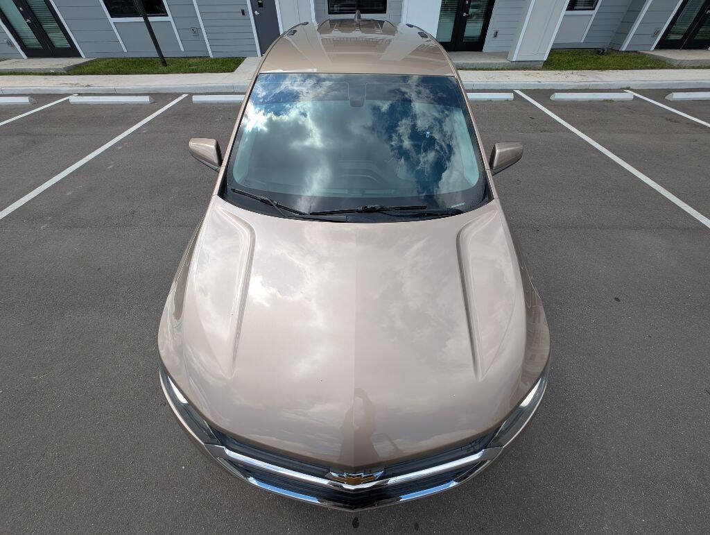Used 2018 Chevrolet Equinox LT FWD image 4