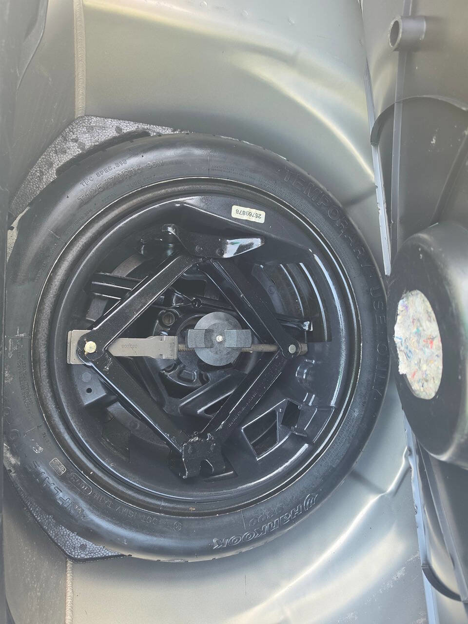 Used 2009 Buick Lucerne CXL w/ Driver Confidence Package image 23