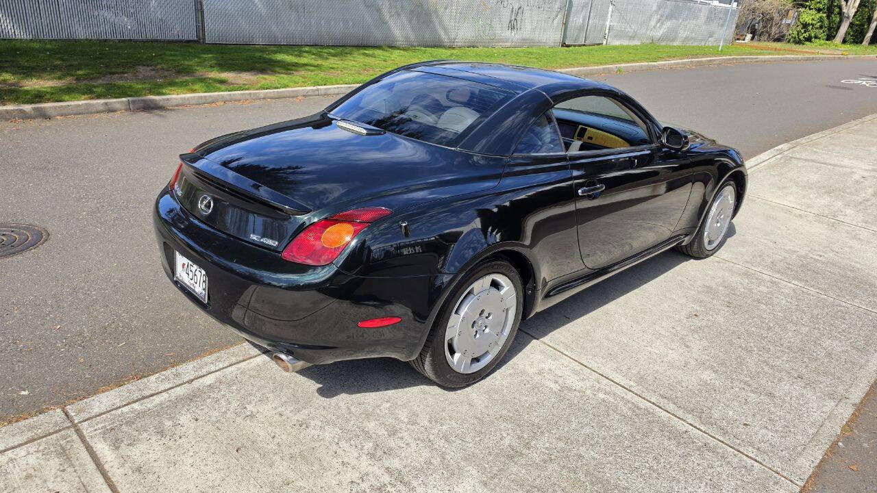 Used 2004 Lexus SC 430 Convertible image 4