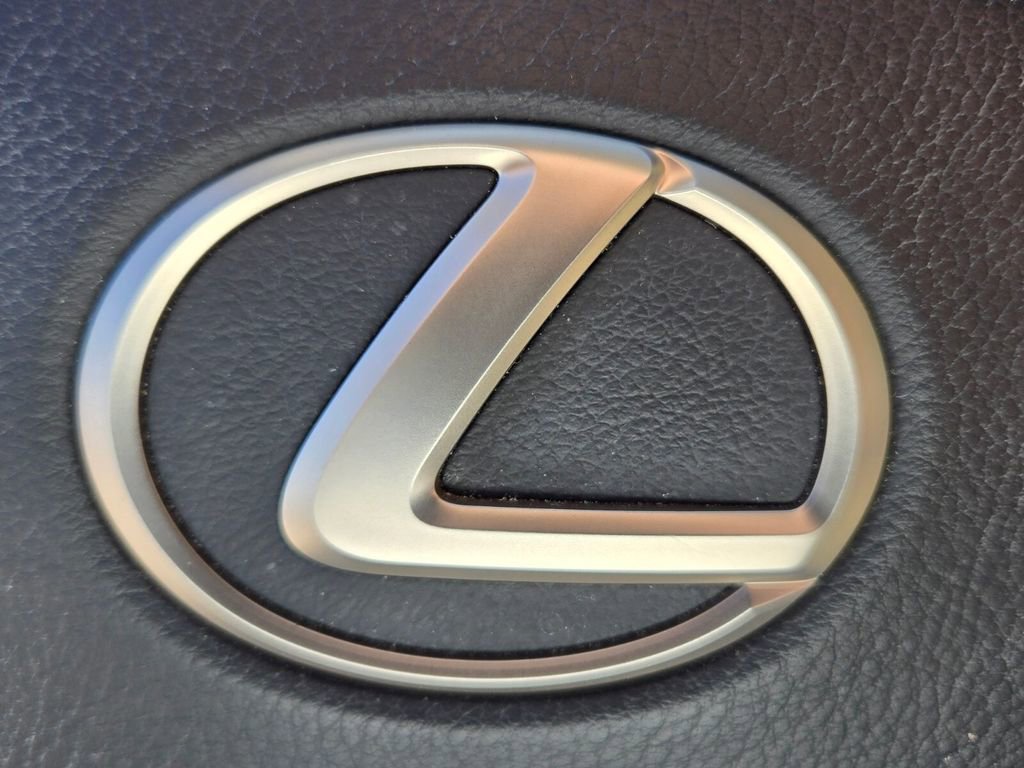 Used 2019 Lexus IS 300 w/ Premium Package image 31