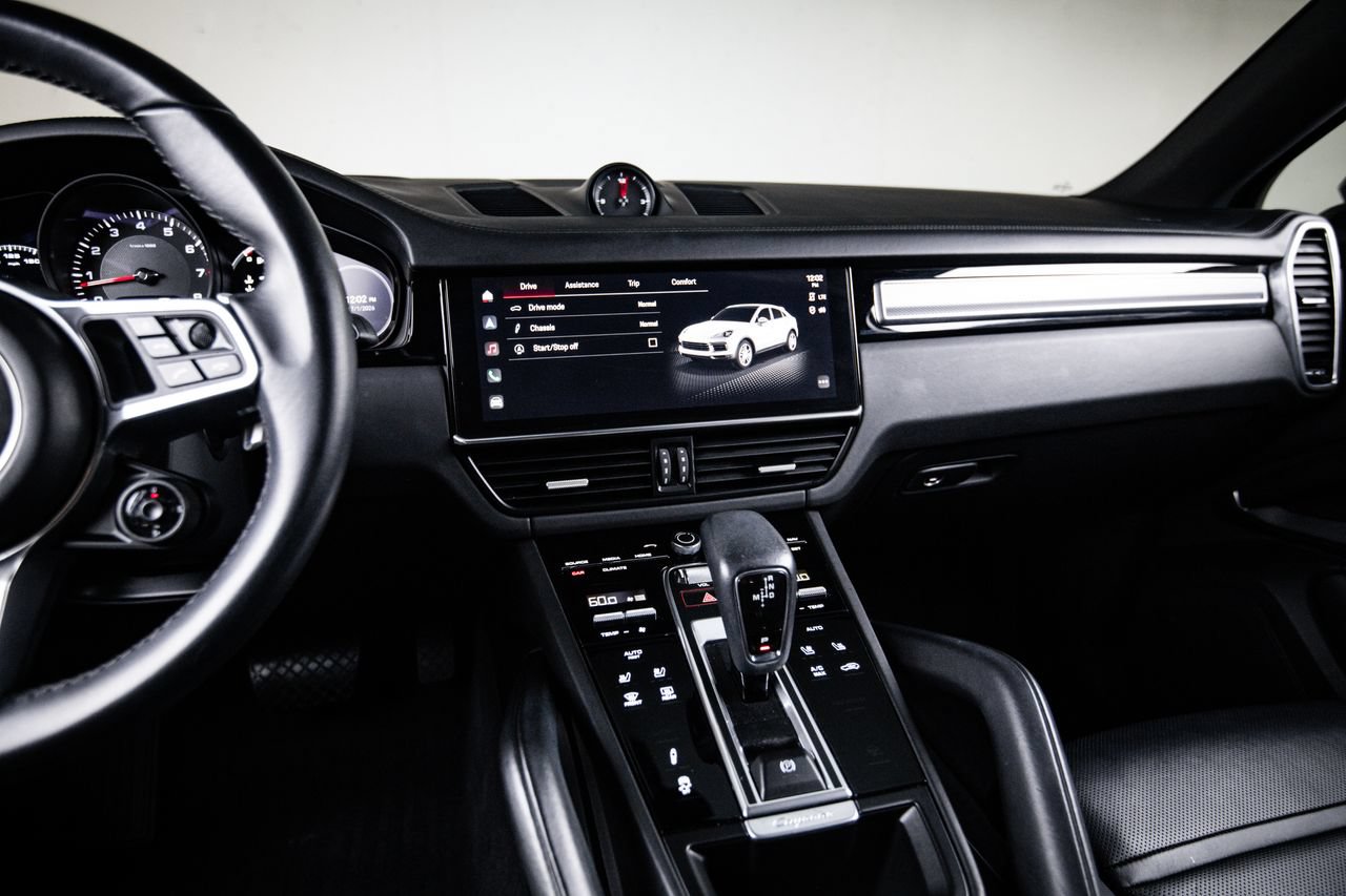 Certified 2023 Porsche Cayenne Platinum Edition AWD/4WD image 19