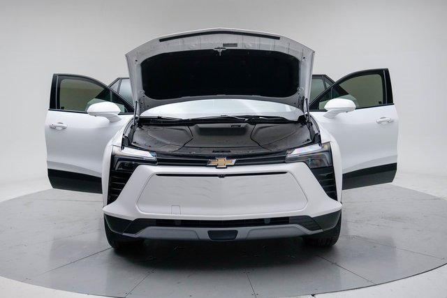 Used 2024 Chevrolet Blazer EV LT image 16