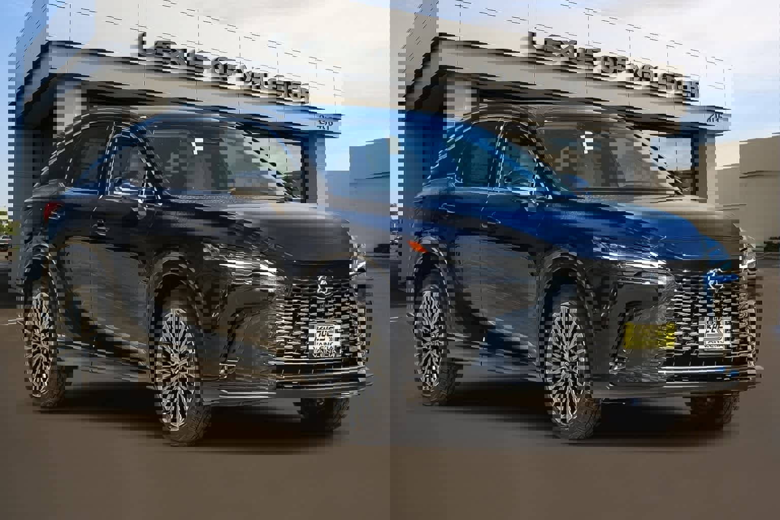 New 2026 Lexus RX 450h Luxury AWD/4WD image 10