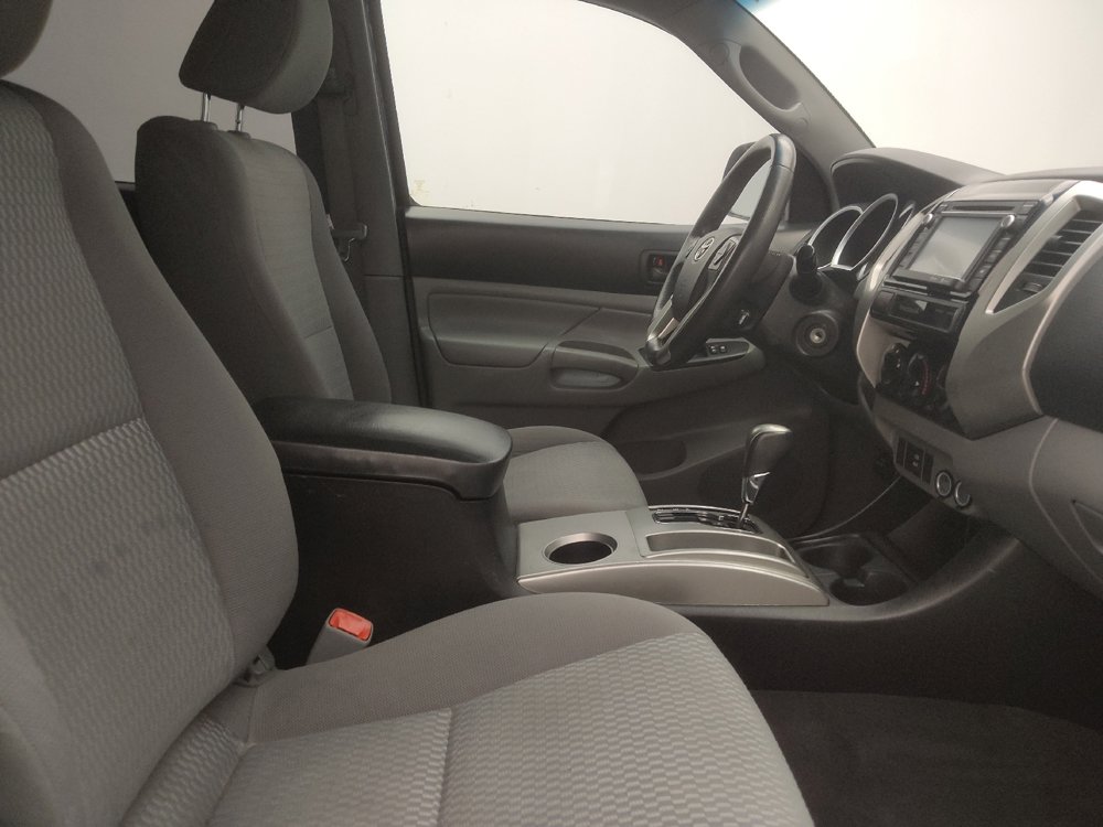 Used 2015 Toyota Tacoma PreRunner w/ SR5 Package RWD image 21