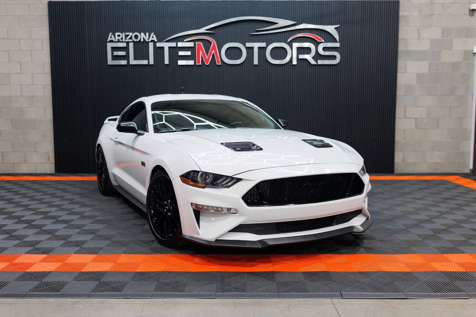 Used 2019 Ford Mustang GT w/ GT Performance Package RWD image 2