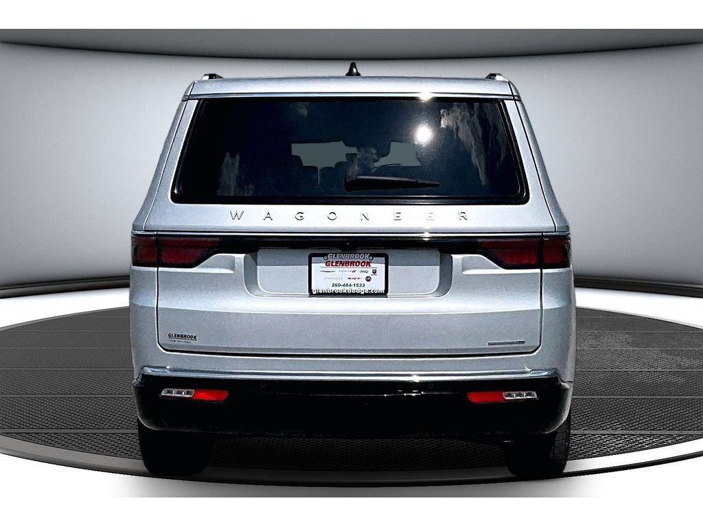 Used 2024 Jeep Wagoneer Series II AWD/4WD image 6