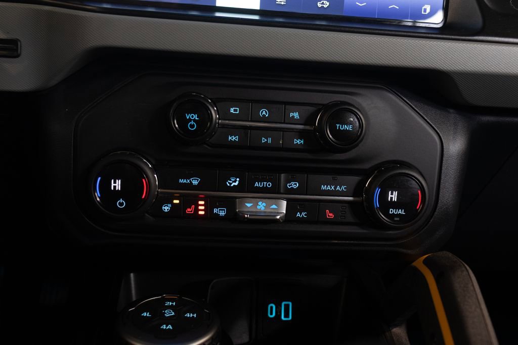 Used 2021 Ford Bronco Badlands image 35