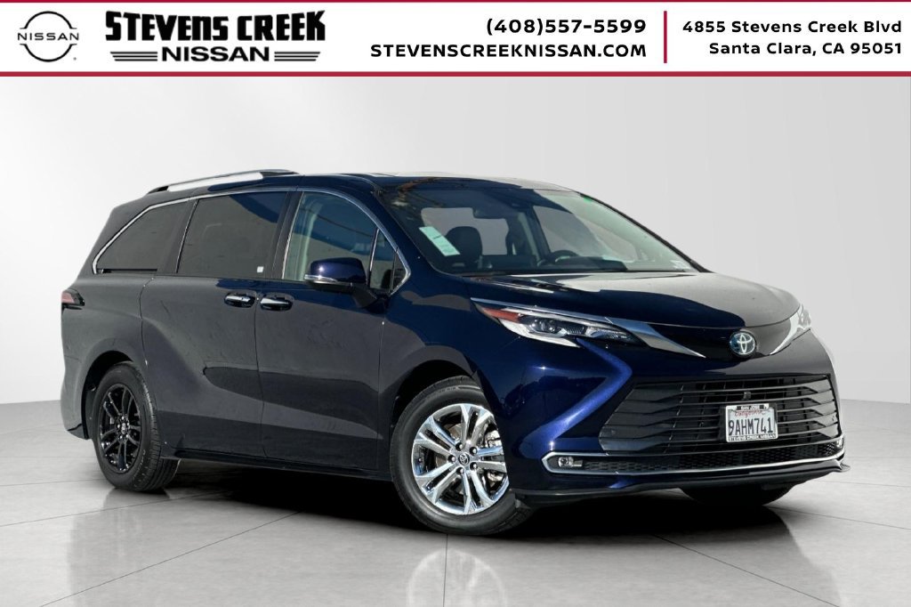 Used 2022 Toyota Sienna Platinum