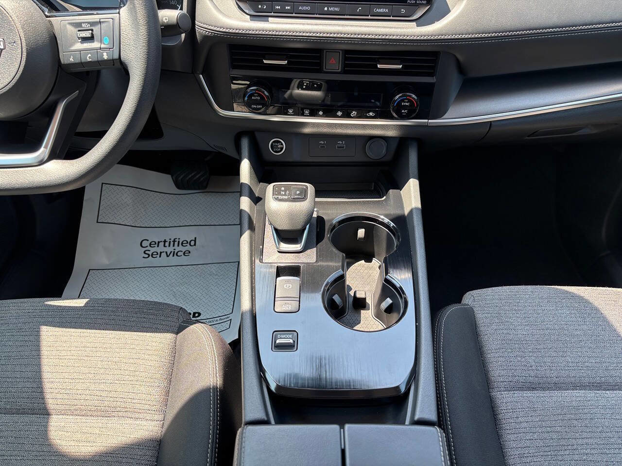 Used 2023 Nissan Rogue SV image 20