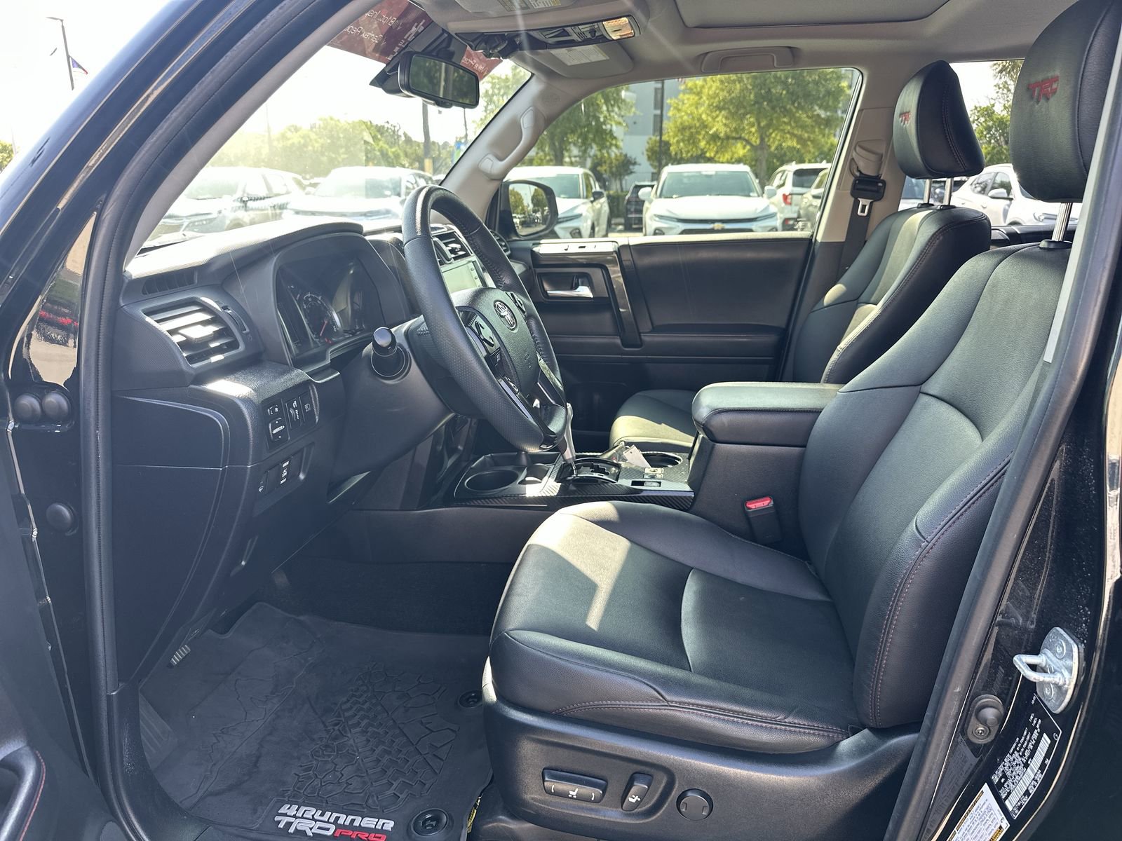 Used 2021 Toyota 4Runner TRD Off-Road Premium w/ Moonroof Package AWD/4WD image 16