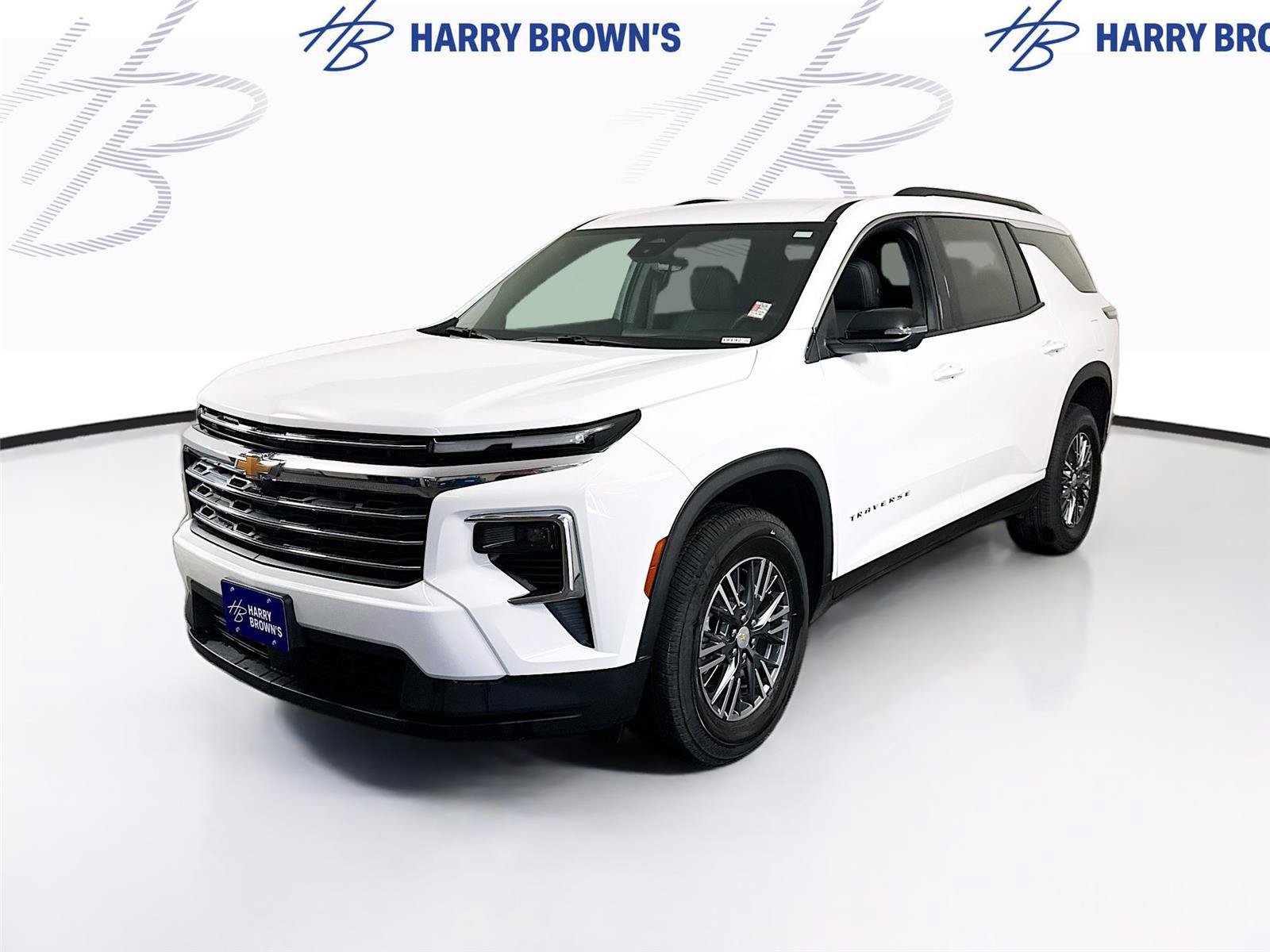 Used 2026 Chevrolet Traverse LT w/ Driver Confidence Package AWD/4WD image 1