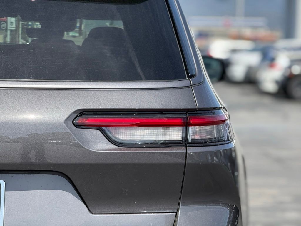 New 2026 Jeep Grand Cherokee L 4WD image 10