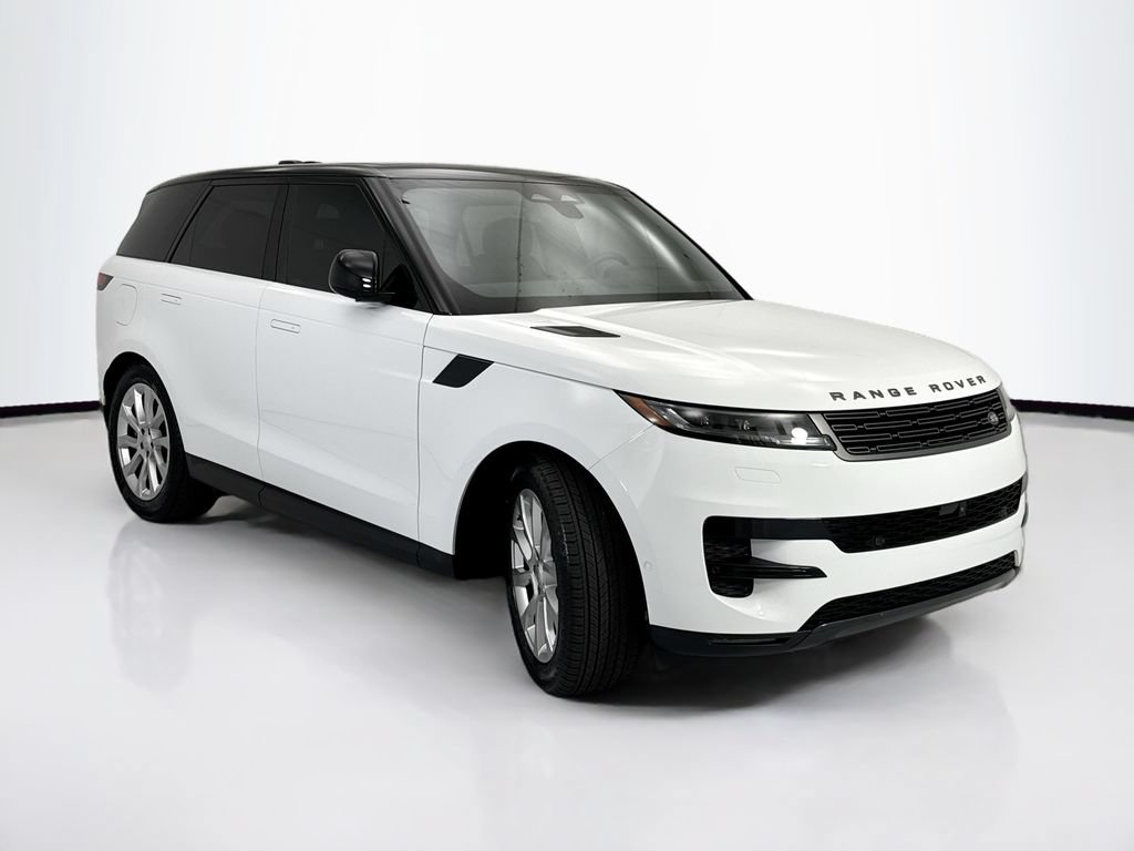 Used 2024 Land Rover Range Rover Sport SE AWD/4WD image 3
