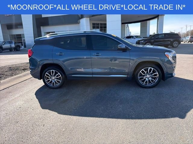 Used 2024 GMC Terrain Denali w/ Denali Premium Package image 14