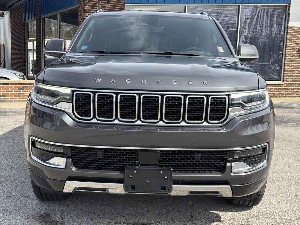 Used 2022 Jeep Wagoneer Series III AWD/4WD image 30