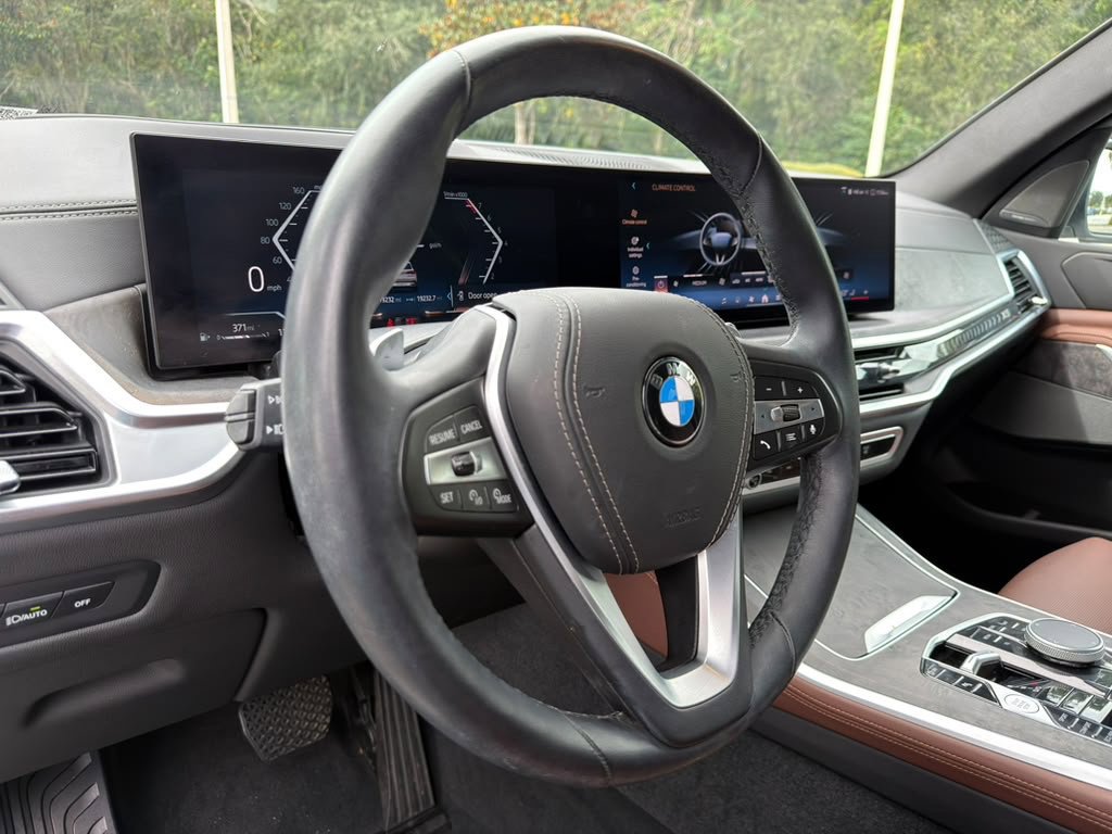 Certified 2024 BMW X5 xDrive40i w/ Premium Package AWD/4WD image 15