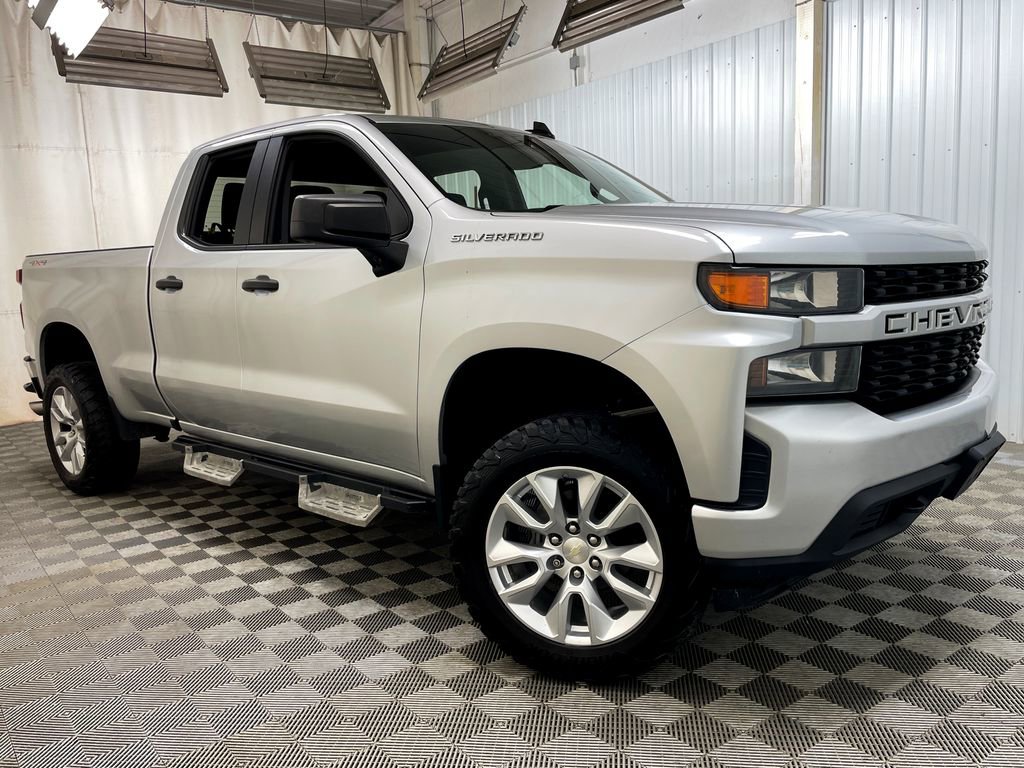 Used 2019 Chevrolet Silverado 1500 Custom w/ Custom Convenience Package AWD/4WD image 41