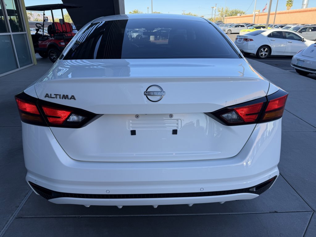 Used 2024 Nissan Altima 2.5 S image 13
