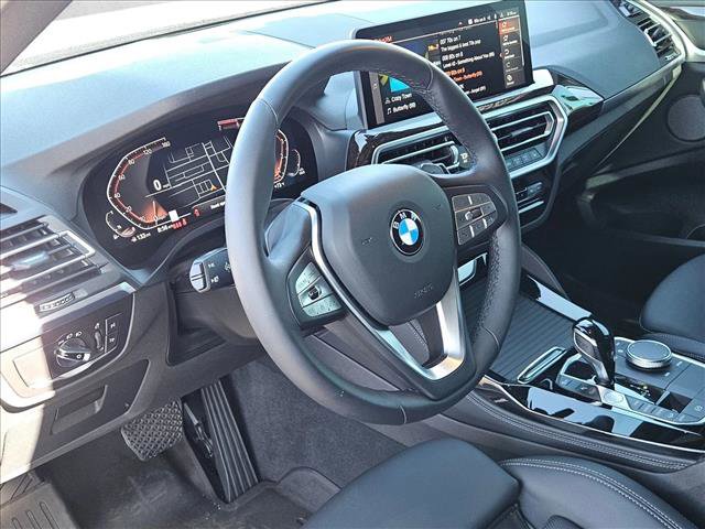 Certified 2025 BMW X4 xDrive30i w/ Convenience Package AWD/4WD image 13