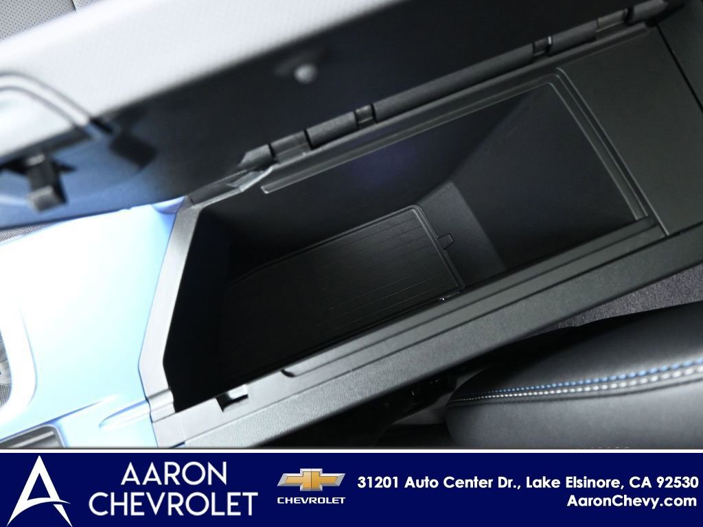 New 2026 Chevrolet Equinox EV LT w/ LPO, Blackout Package image 25