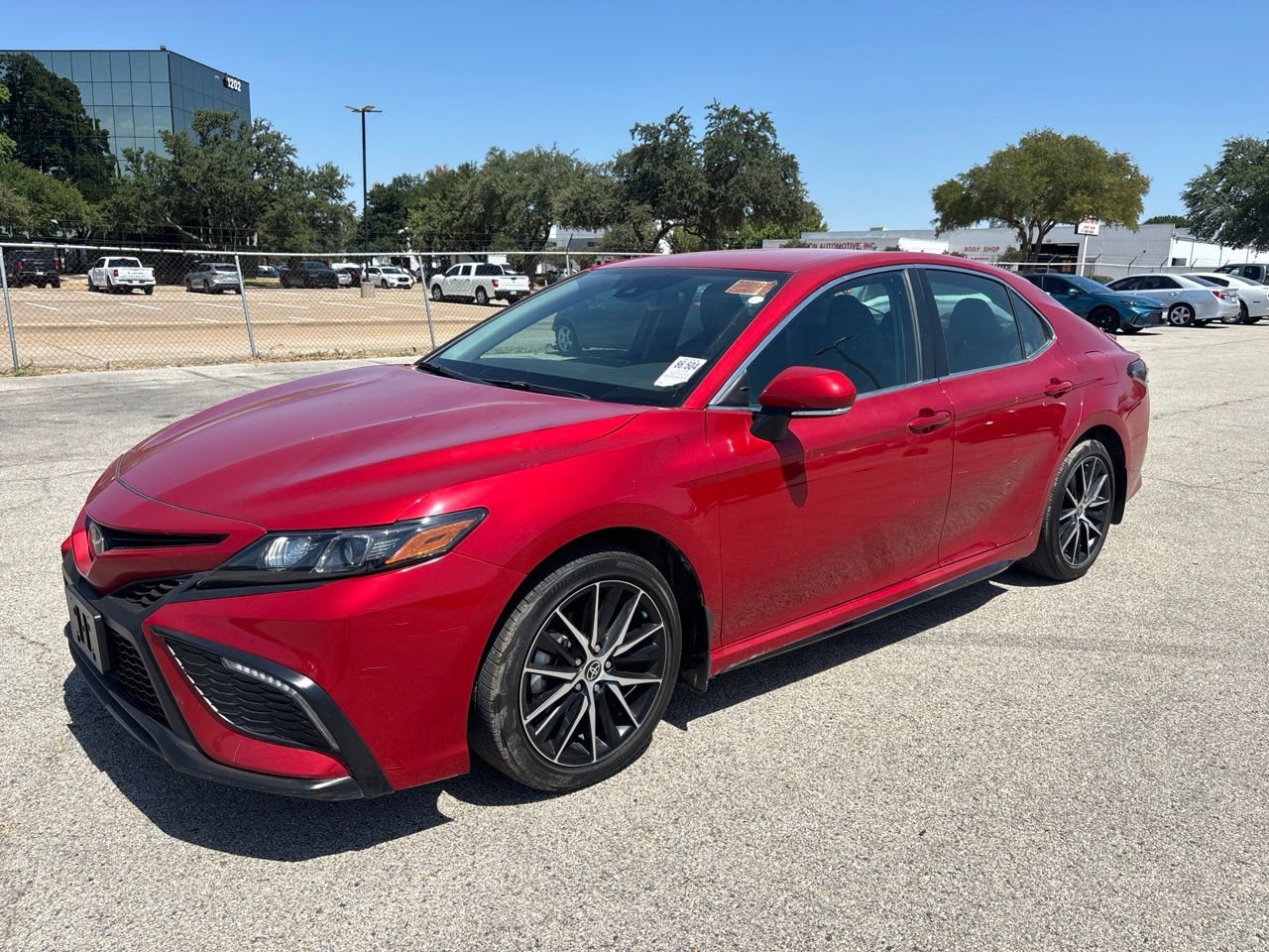Used 2024 Toyota Camry SE w/ Convenience Package