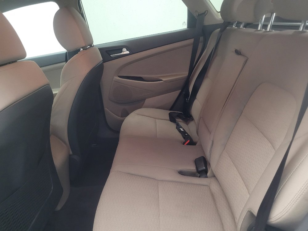Used 2019 Hyundai Tucson Value AWD/4WD image 18
